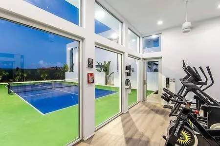 Oceanside 2 Bedroom Luxury Villa With Private Pool, 500Ft From Long Bay Beach -V6 Turks And Caicos Islands
