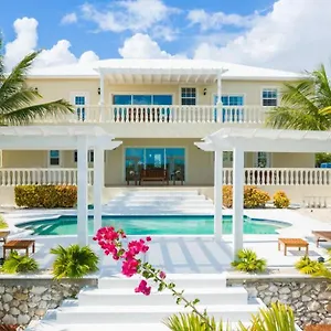 Villa Turquoise Dream @ With Private Pool, Long Bay